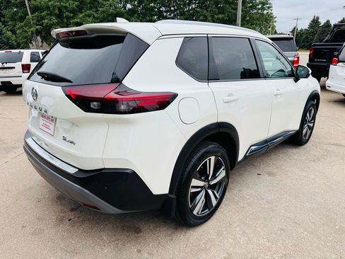 Used 2021 Nissan Rogue SL AWD/4WD image 3