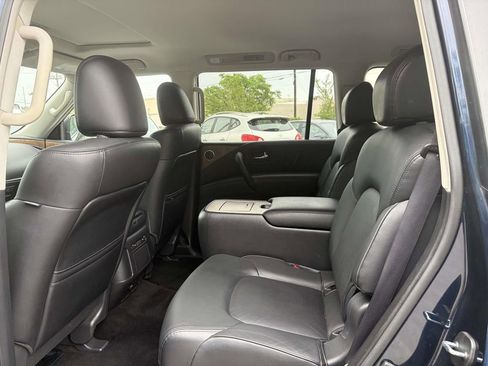 Used 2024 Nissan Armada SL w/ Captain's Chairs Package RWD image 13