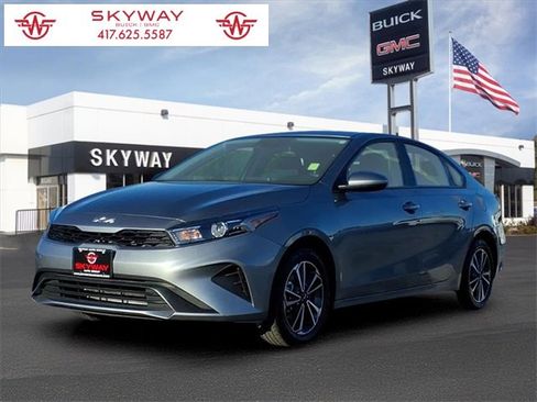 Used 2024 Kia Forte LXS image 1