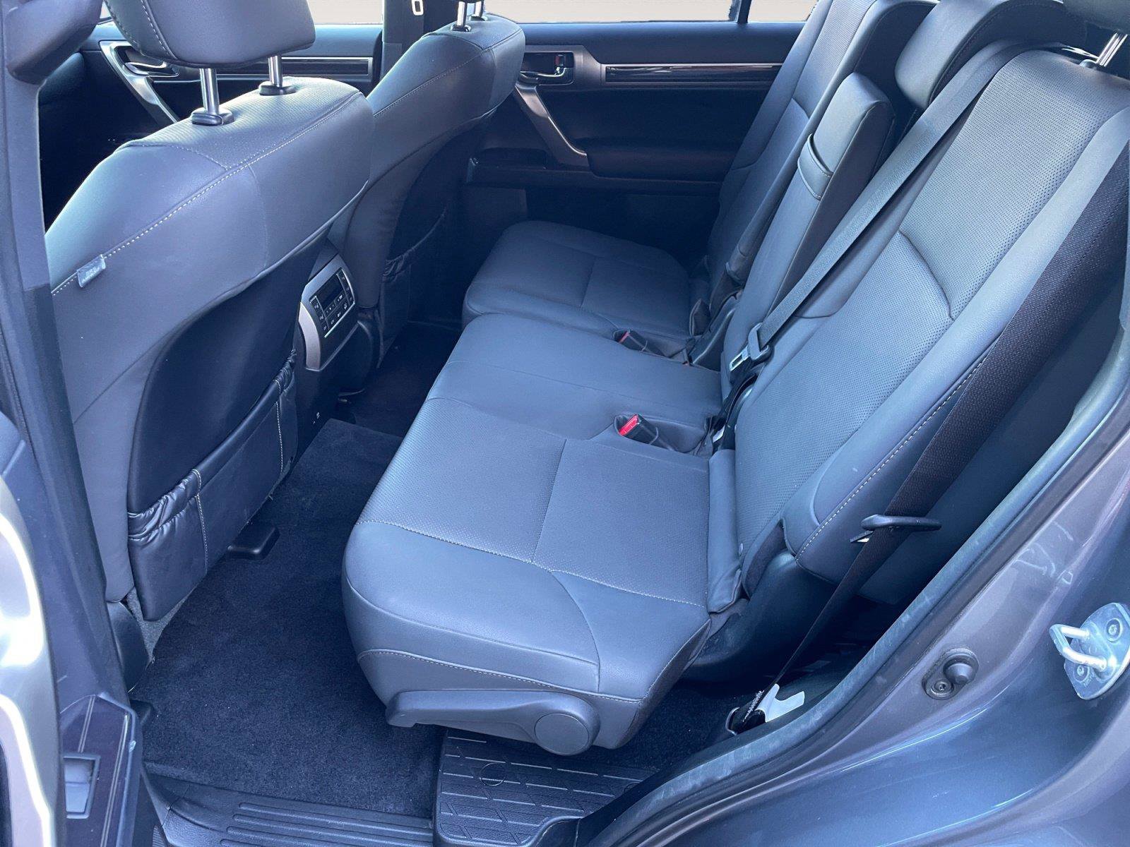 Used 2020 Lexus GX 460 Premium w/ Premium Package AWD/4WD image 13