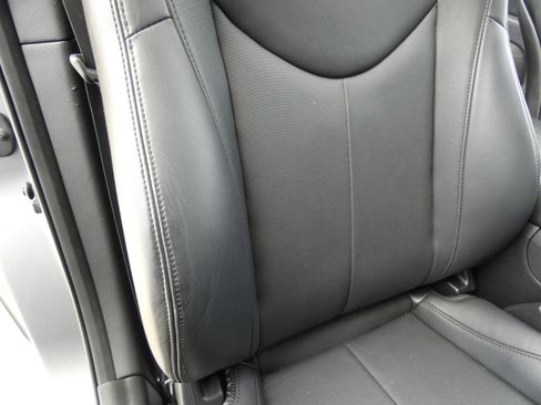 Used 2011 INFINITI G37 Sport w/ Premium Pkg image 27