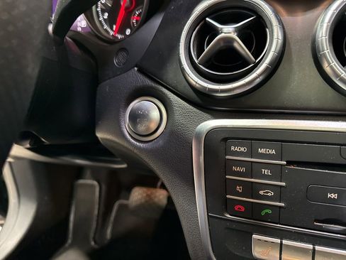 Used 2018 Mercedes-Benz CLA 250 4MATIC image 15