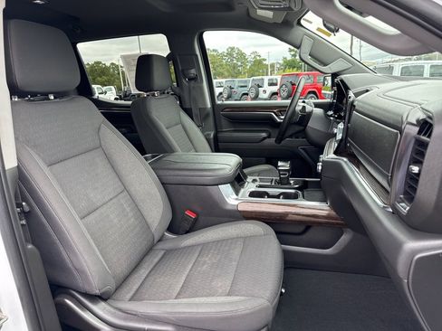 Used 2023 GMC Sierra 1500 Elevation image 29