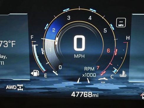 Used 2024 Chevrolet Traverse LT AWD/4WD image 12