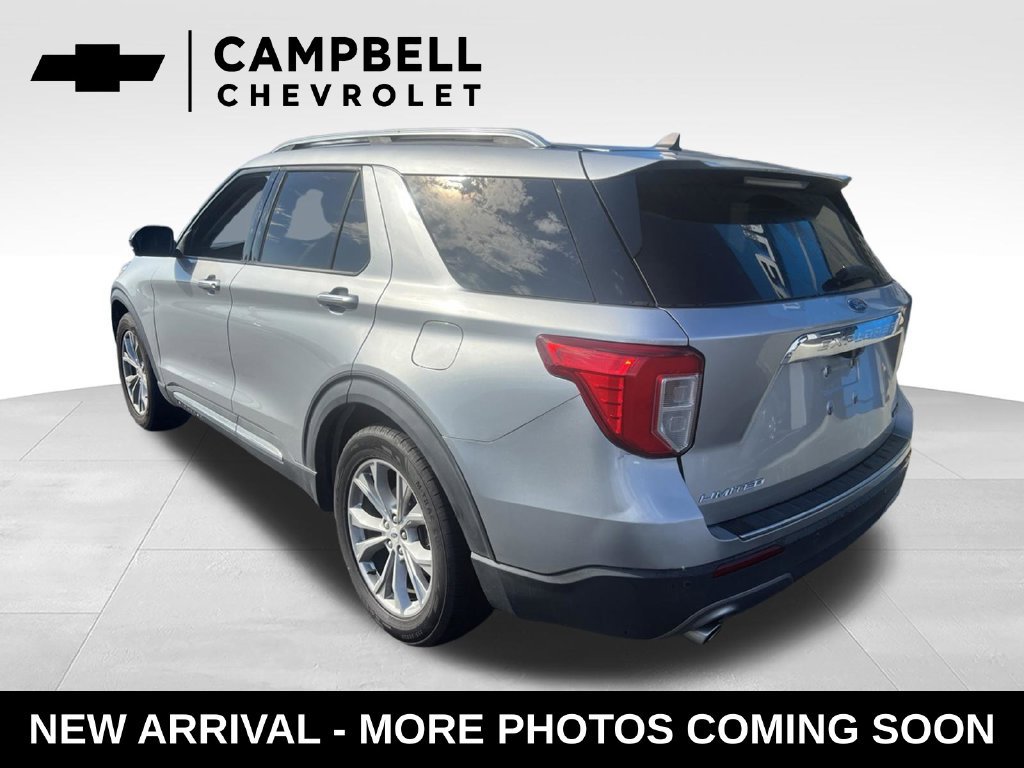 Used 2021 Ford Explorer Limited w/ Equipment Group 301A RWD image 3