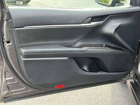 Used 2023 Toyota Camry SE FWD image 23