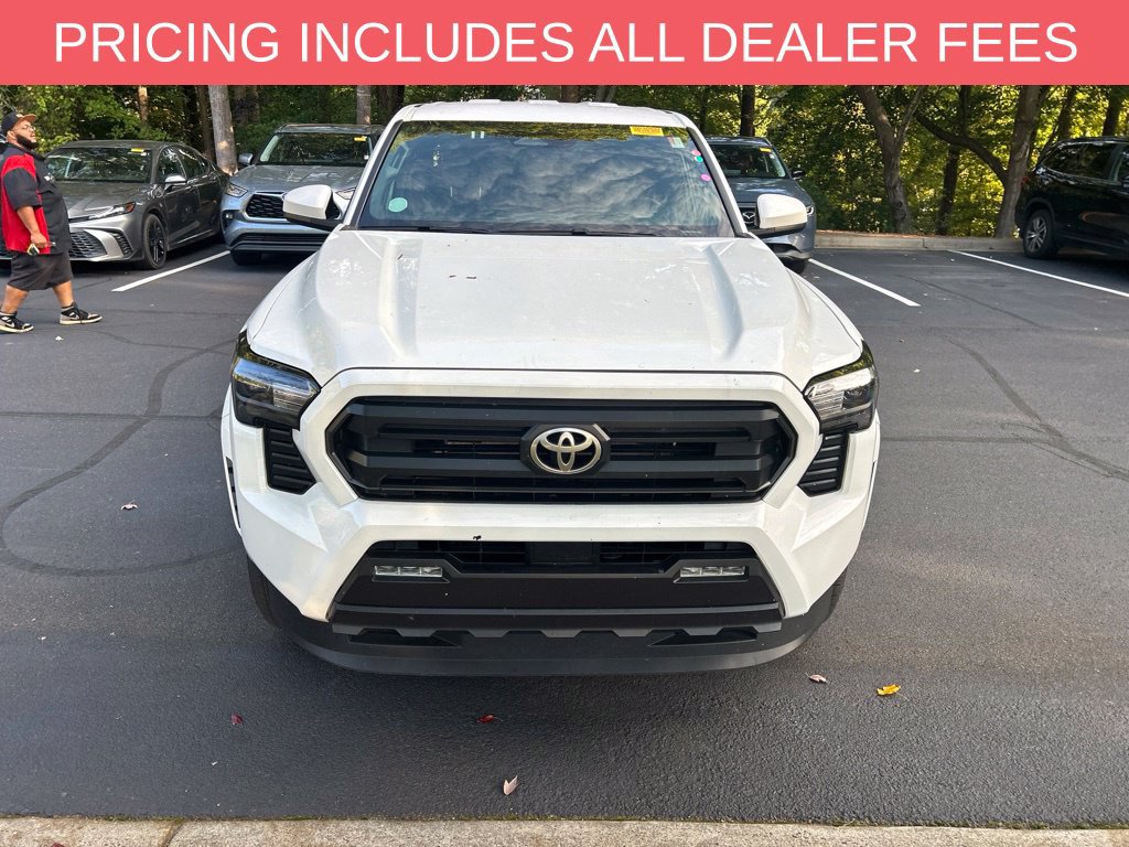 Used 2025 Toyota Tacoma SR5 AWD/4WD image 3