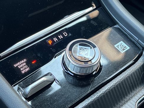 New 2025 Jeep Grand Cherokee Limited image 22