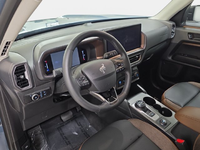 Used 2026 Ford Bronco Sport Outer Banks AWD/4WD image 16
