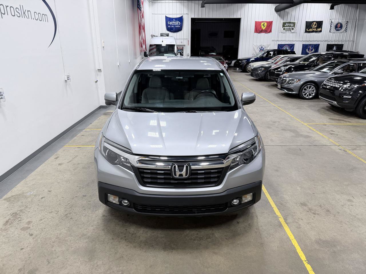 Used 2017 Honda Ridgeline RTL-T image 2