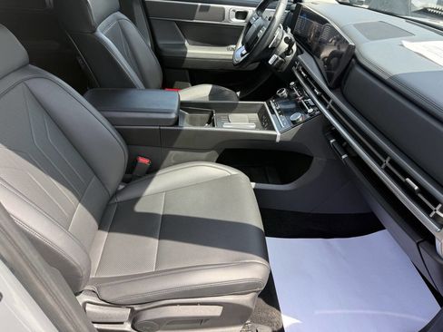 Used 2024 Hyundai Santa Fe SEL image 14