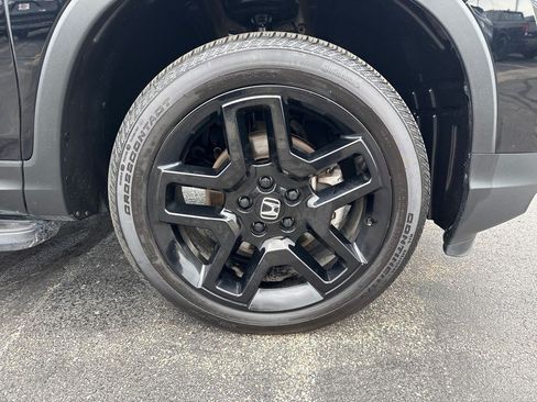 Certified 2024 Honda Passport Black Edition image 13