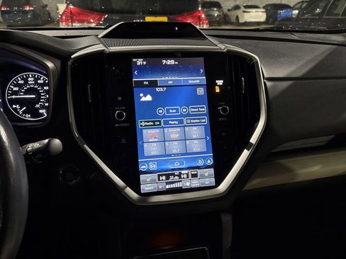 Used 2023 Subaru Ascent Limited w/ Technology Package image 13