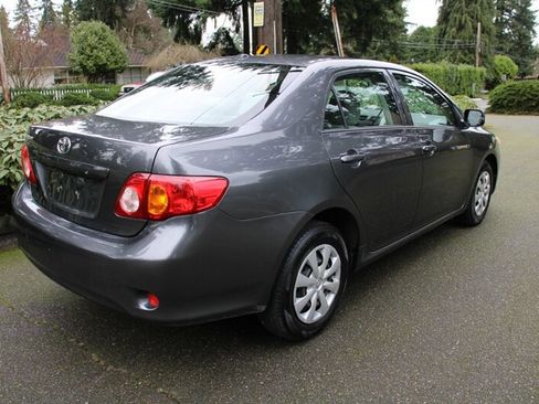 Used 2009 Toyota Corolla Base image 3