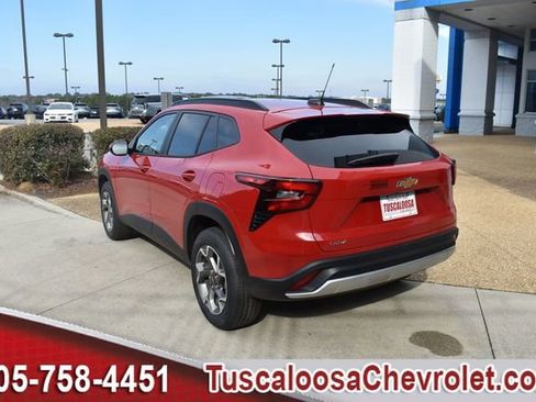 New 2026 Chevrolet Trax LT w/ LT Convenience Package image 7