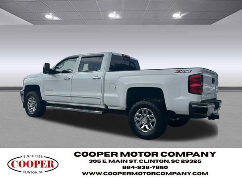 Used 2018 Chevrolet Silverado 3500 LTZ w/ Duramax Plus Package AWD/4WD image 5