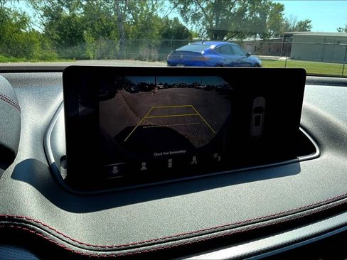 Used 2023 Acura MDX A-Spec image 32