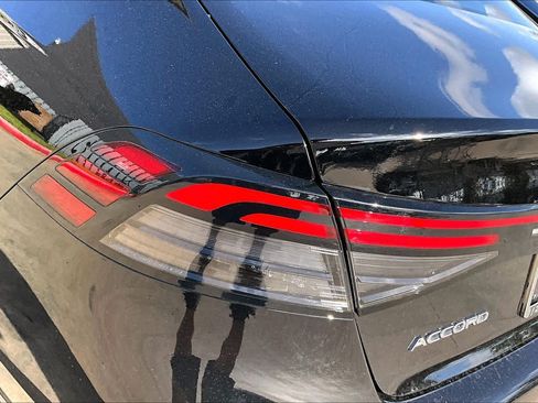 Used 2024 Honda Accord EX-L image 27