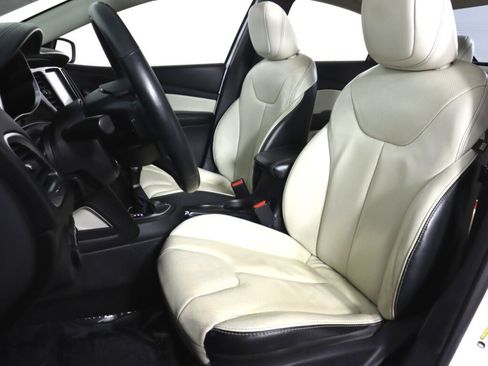 Used 2016 Dodge Dart Limited w/ Technology Group image 27