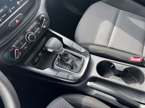 Used 2025 Kia Soul LX w/ LX Technology Package image 39