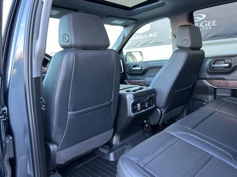 Used 2021 GMC Sierra 1500 Denali w/ Denali Ultimate Package image 13