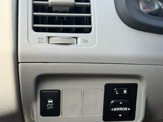 Used 2012 Toyota Corolla L FWD image 13