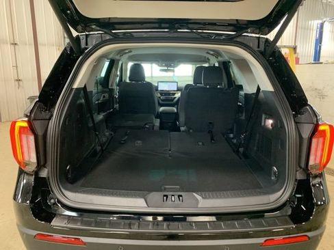New 2026 Ford Explorer Active AWD/4WD image 13