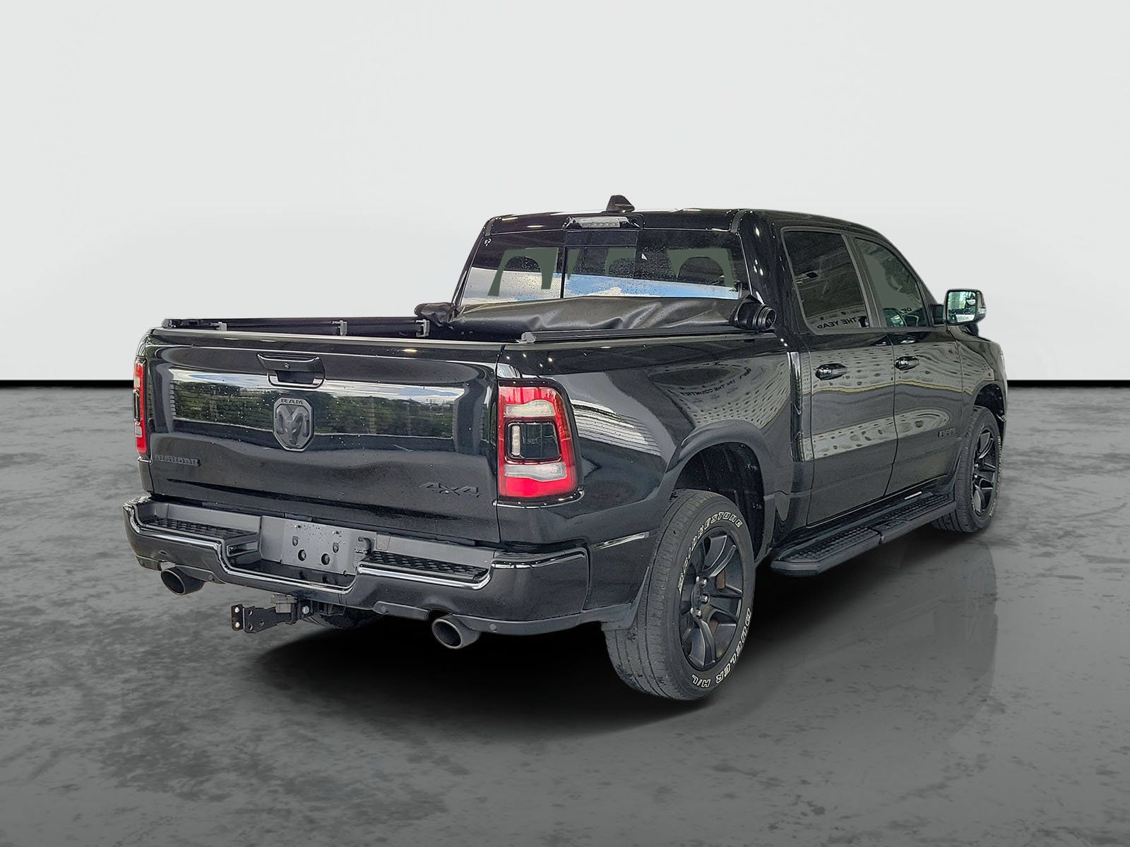 Used 2023 RAM 1500 Big Horn AWD/4WD image 2