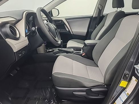 Used 2015 Toyota RAV4 LE image 23