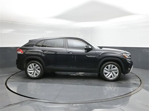 Used 2023 Volkswagen Atlas Cross Sport SE image 26
