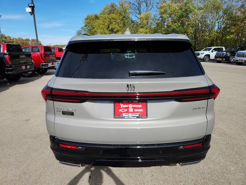 New 2026 Buick Enclave Sport Touring image 8