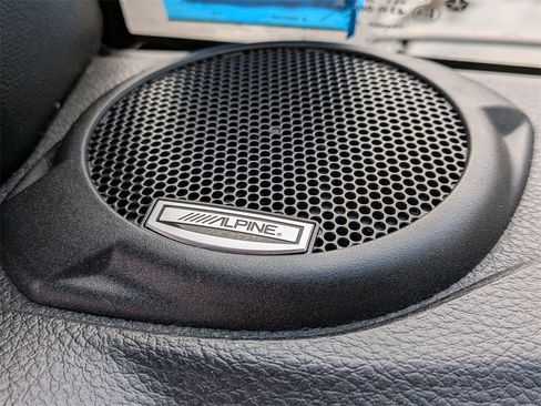 Certified 2018 Jeep Wrangler Unlimited Altitude image 12