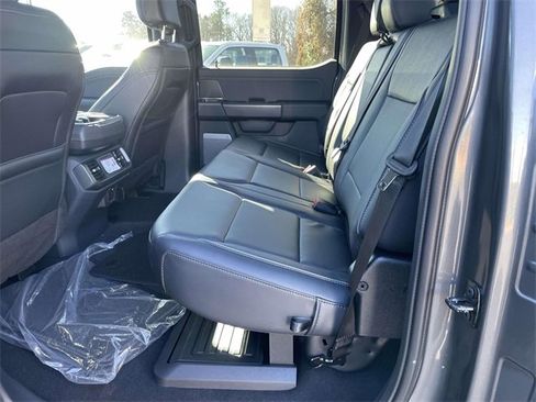 New 2025 Ford F150 Lariat w/ Equipment Group 501A Mid image 27