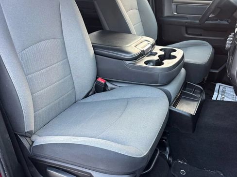 Used 2021 RAM 1500 Classic SLT AWD/4WD image 10