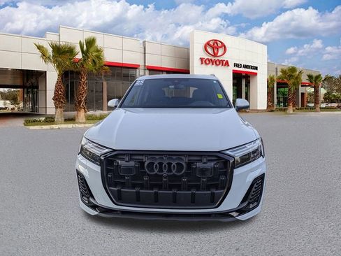 Used 2025 Audi Q7 3.0T Premium Plus image 9
