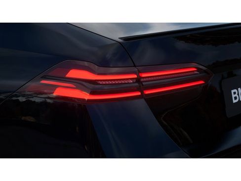 New 2026 BMW 530i image 8