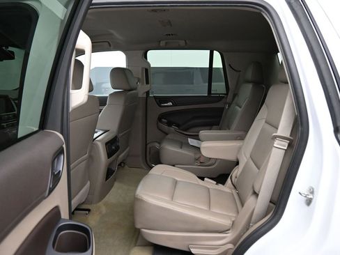Used 2016 Chevrolet Tahoe LT w/ Luxury Package AWD/4WD image 18