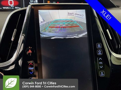 Used 2021 Toyota Prius Prime XLE FWD image 21