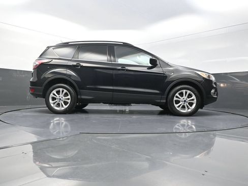 Used 2018 Ford Escape SE AWD/4WD image 28