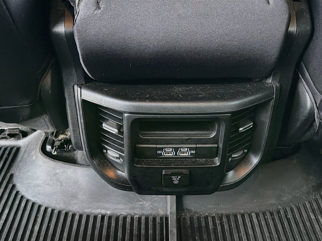 Used 2022 RAM 1500 Big Horn AWD/4WD image 26