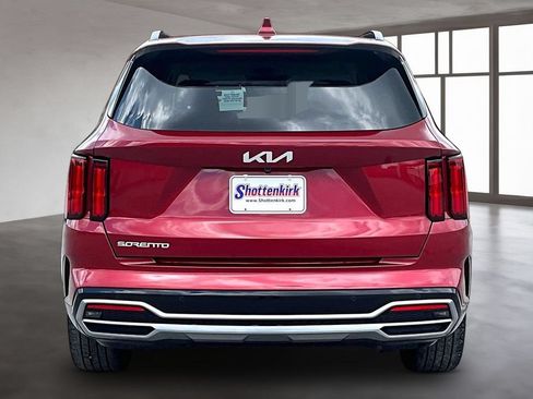 Used 2023 Kia Sorento SX FWD image 5