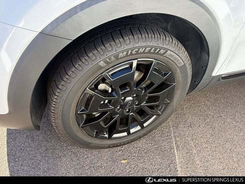 Used 2021 Kia Telluride SX w/ SX Prestige Package image 6