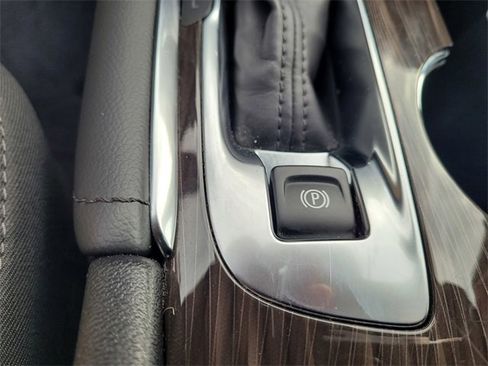 Used 2024 Chevrolet Malibu LT image 23