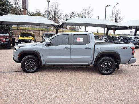 Used 2022 Nissan Frontier PRO-4X w/ Pro-4X Premium Package image 5