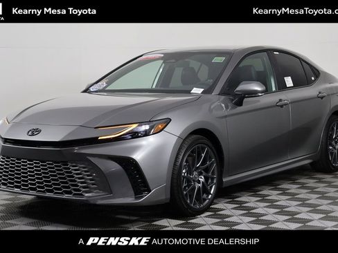 Used 2026 Toyota Camry XSE FWD image 1