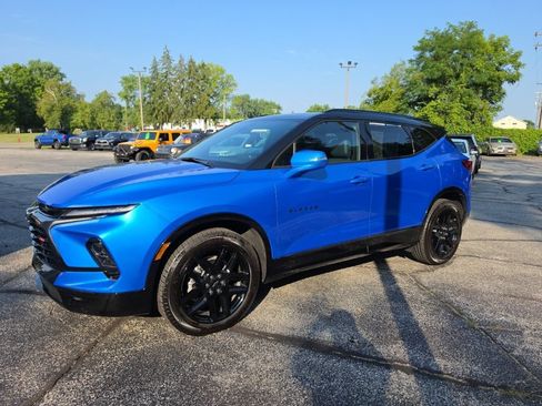 Certified 2026 Chevrolet Blazer RS w/ Driver Confidence II Package AWD/4WD image 3
