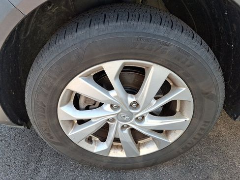 Used 2020 Hyundai Tucson SE AWD/4WD image 4