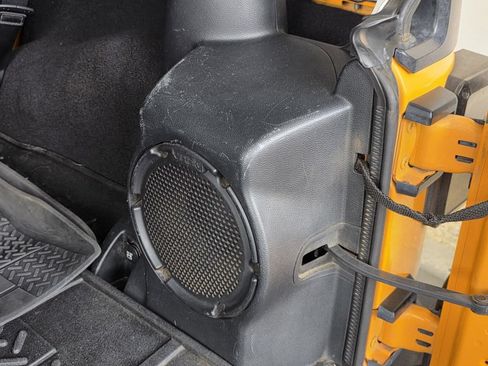 Used 2012 Jeep Wrangler Unlimited Sport w/ Connectivity Group AWD/4WD image 11