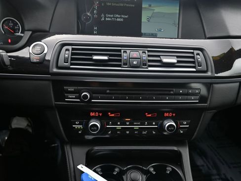 Used 2013 BMW M5 Base image 21