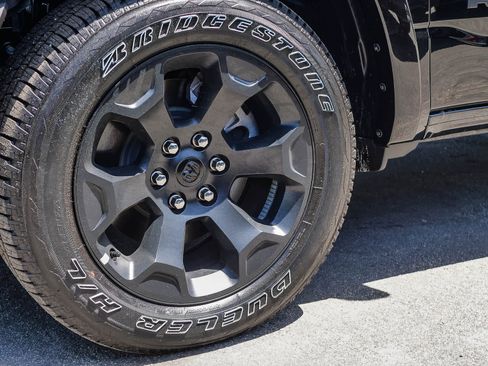 New 2026 RAM 1500 Big Horn w/ Night Edition AWD/4WD image 9
